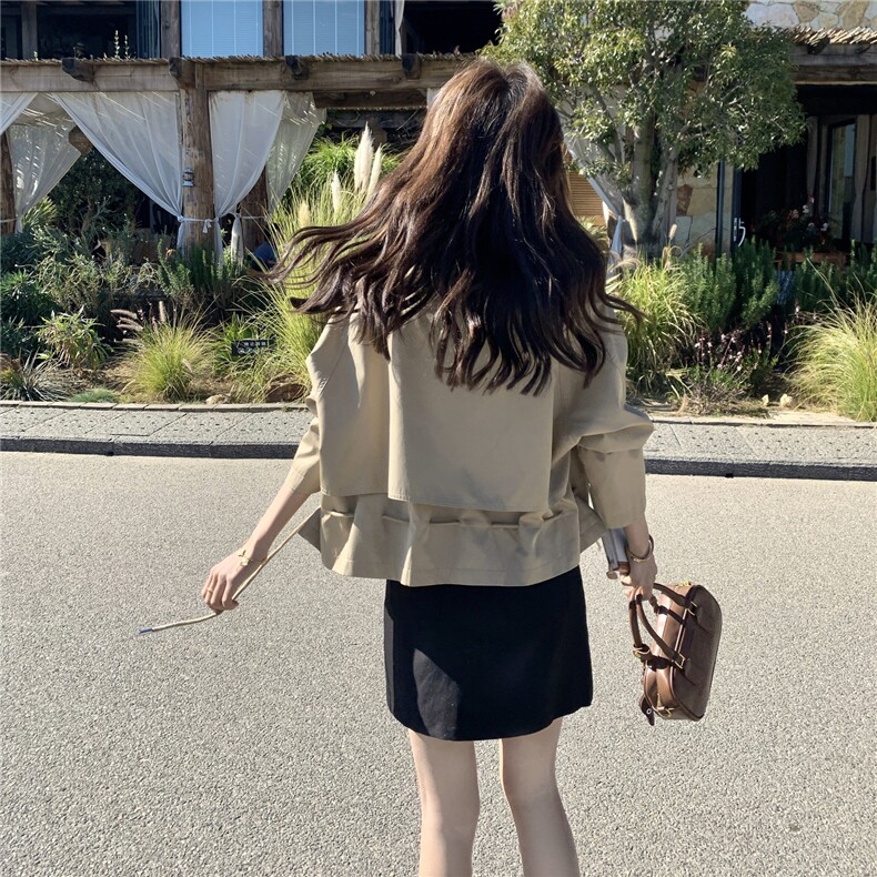 卡其色超好看立领风衣外套女春秋2026新款韩系减龄甜酷风休闲上衣,女装短外套,2C159