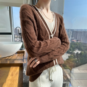 V领扭花100%纯羊毛开衫女秋冬新款拼色针织衫毛衣宽松羊绒衫外套图片