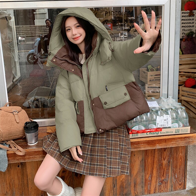 连帽撞色拼接时尚连帽羽绒服2024年冬季,女装羽绒服,微微衣阁