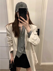 气质春秋新款羊毛针织开衫女圆领灰色短款毛衣显瘦简约百搭外套薄图片