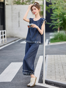 现货！夏季新款套装女2025时尚气质优雅减龄牛仔刺绣两件套装图片