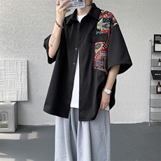 黑色