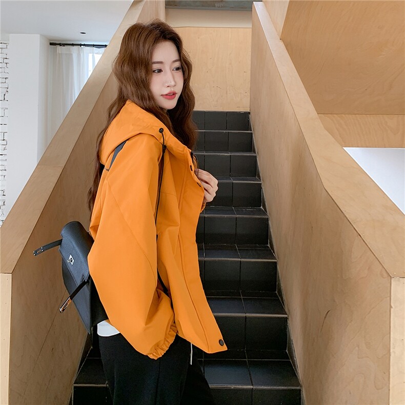 橘色连帽短款冲锋衣外套女2025春秋新款超好看户外休闲小个子上衣,女装风衣,2C217