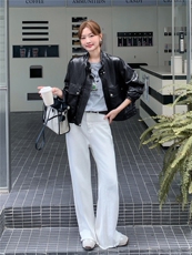 黑色pu皮衣春秋季新款女装正肩小翻领机车显瘦气质短外套韩版时尚，女装短外套，意芙