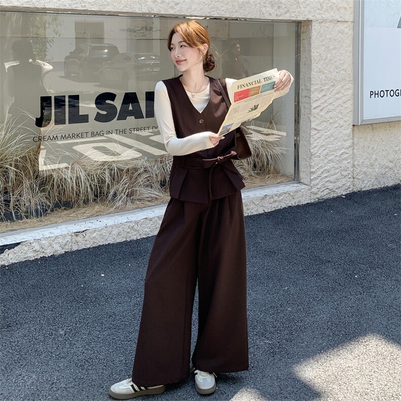 咖色时尚洋气腰带收腰马甲套装女2025秋季新款打底衫阔腿裤三件套,女装套装/套裙,2C159
