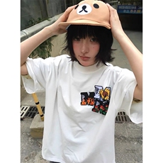 白色
