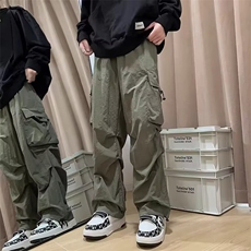 军绿色