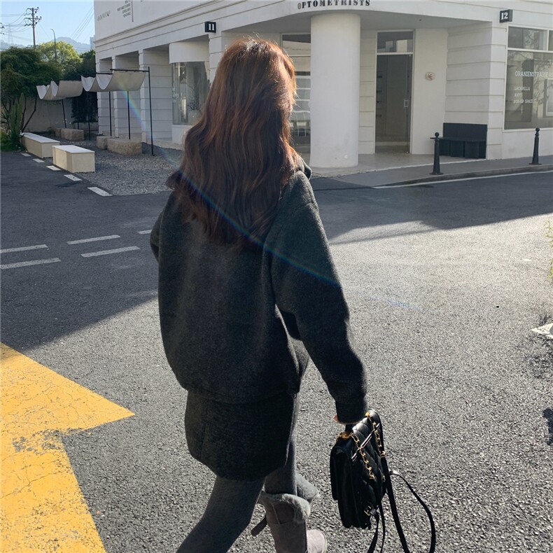 韩系休闲学院风连帽卫衣套装女2025冬休闲加厚保暖半身裙两件套潮,女装套装/套裙,维壹