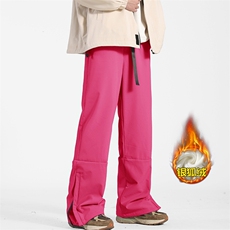 玫红色