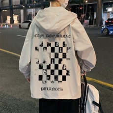 灰色