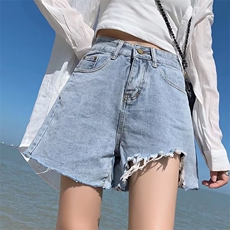 浅蓝色