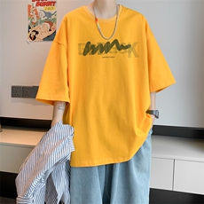 黄色
