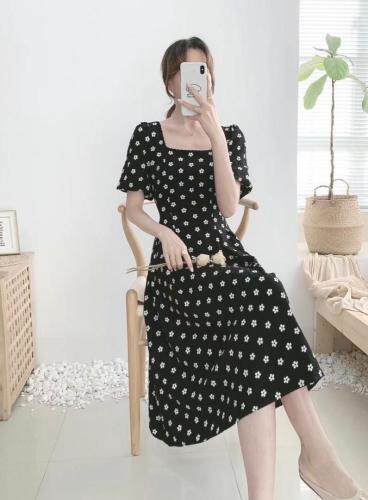 夏季新款碎花连衣裙，女装连衣裙，青羽鹤