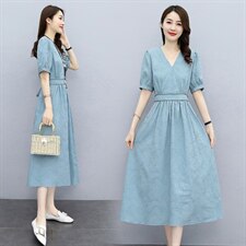 2021夏季新款优雅时尚气质减龄V领休闲舒适修身连衣裙，女装连衣裙，多彩