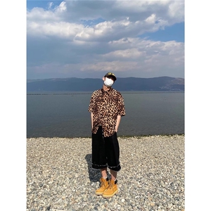 TWORED 复古豹纹短袖衬衫男女夏季宽松垂感痞帅设计感薄款衬衣图片
