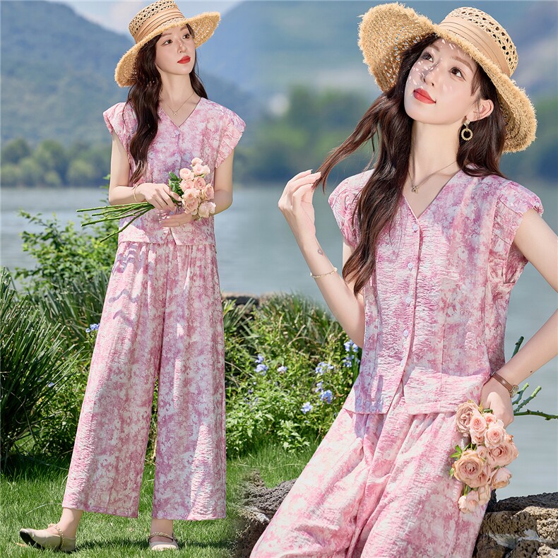 2867时尚气质V领印花套装，女装套装/套裙，罗得堡