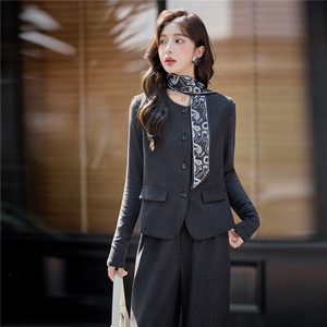2025年秋季新款时尚气质优雅显瘦三件套女图片