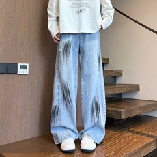 浅蓝色