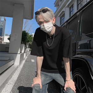 新款抖音直播得物痞帅肌理感白胚二开纯色V领短袖T7500P20图片