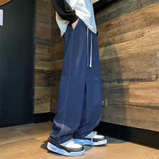 深蓝色