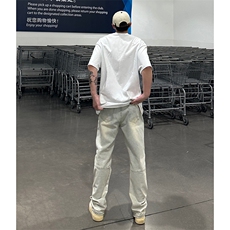 浅蓝色