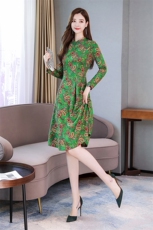 时尚优雅潮流连衣裙舒适2021年秋季中长款个性气质，女装连衣裙，魅影
