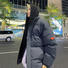 深灰色
