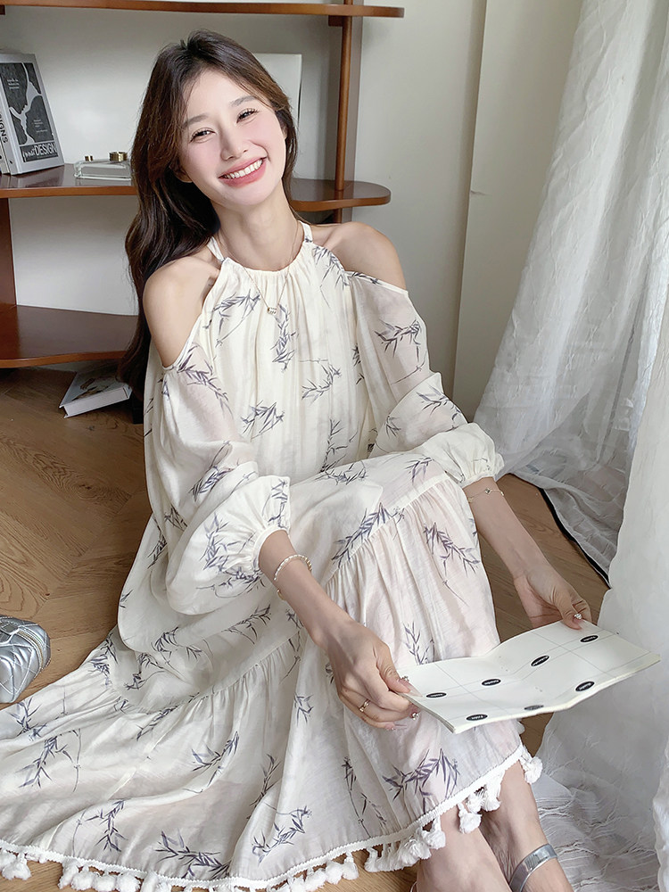 2025年夏季水墨竹叶印花裙大摆裙灯笼袖文艺复古宽松腰,女装连衣裙,诺蝶
