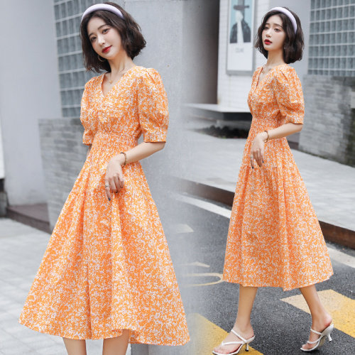 2021新款夏季连衣裙女泡泡袖V领小碎花中长裙收腰显瘦,女装连衣裙,瑶迪依秀