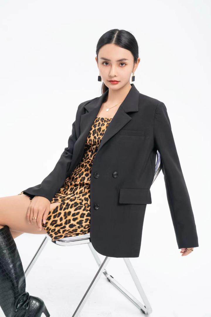 现货小西装两色三码，女装西装，艾涵o