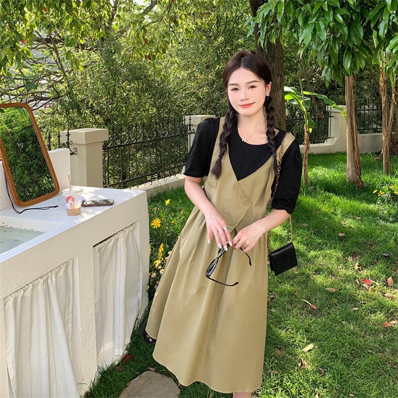 夏季新款拼接假头连衣裙女今年流行的小众设计感高腰中长裙，女装连衣裙，多米2-075