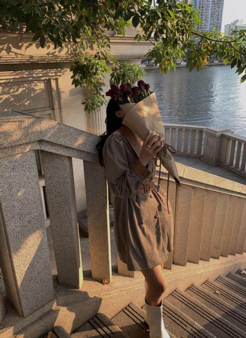 现货秋款复古连衣裙，女装连衣裙，MJJ