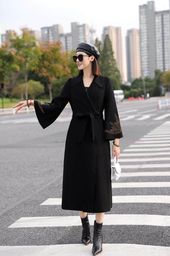 重工双面尼，只做有特色的大衣，其它，澳洛菲