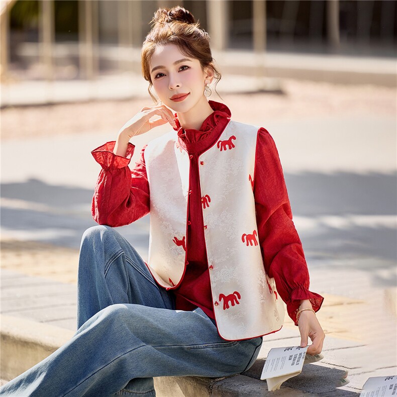 6302常规马图提花印花圆领撞色马甲春装外套,女装马甲,微微衣阁
