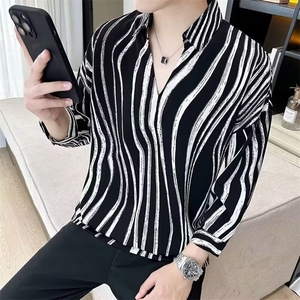 V领polo衫男痞帅衬衫短袖夏季冰丝男装2025新款夏装男式七分袖t恤图片