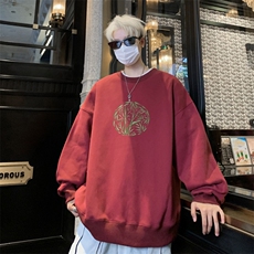 酒红色