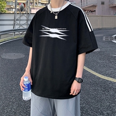 黑色
