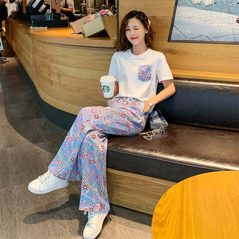 2021年夏季圆领潮流纯色个性修身显瘦印花百搭休闲短袖套装,女装套装/套裙,曼娅璐