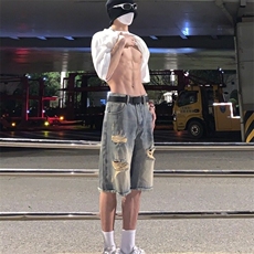 蓝色