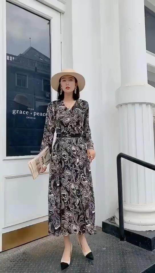 蓝芝依秀 LZYX135646