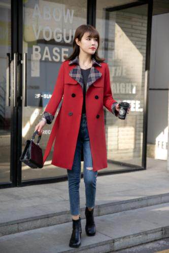 秋装新款上市、针织空气层拼格风衣M、、XL、XX、XXX，女装风衣，拉思维加丝