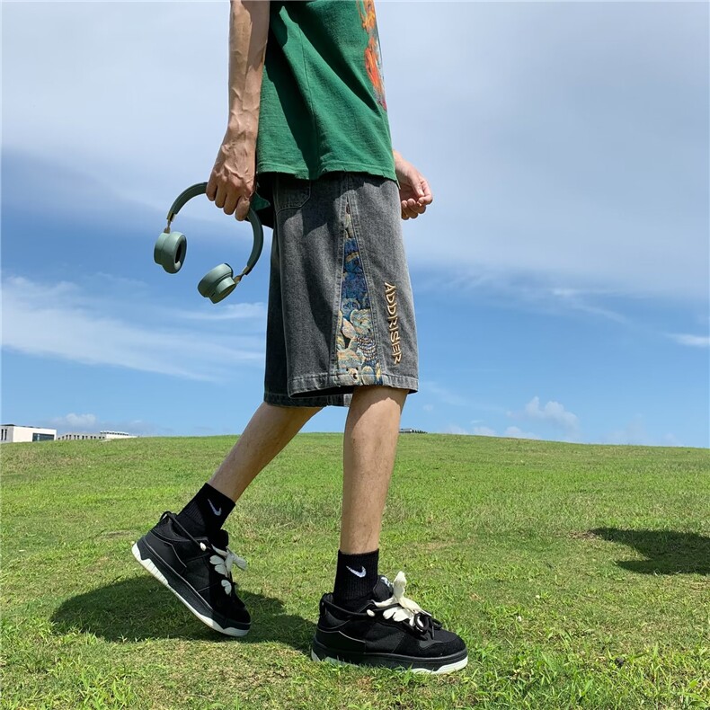 短裤男夏季新款潮牌痞帅拼接刺绣牛仔短裤潮流宽松直筒休闲五分裤,男装牛仔裤,星座1013