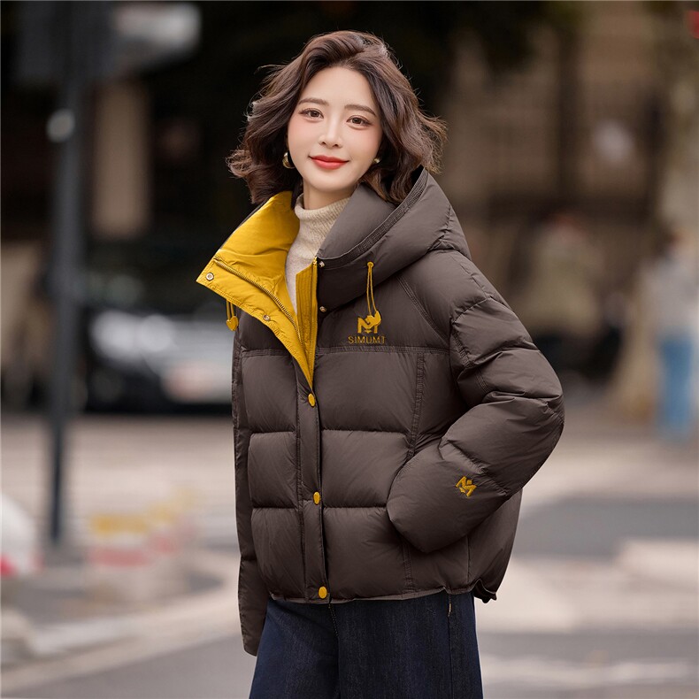 冬季新款M绣花时尚撞色休闲简约羽绒服女,女装羽绒服,微微衣阁