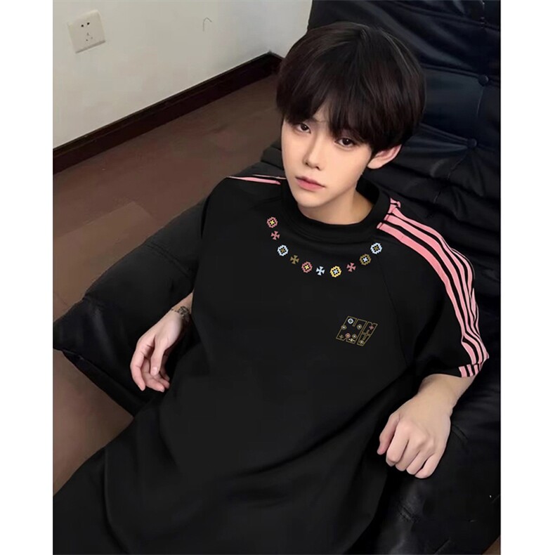 抖音得物品质二开240克宽松纯棉美式潮牌印花三条杠中性风短袖T恤，男装T恤，电商A486-1