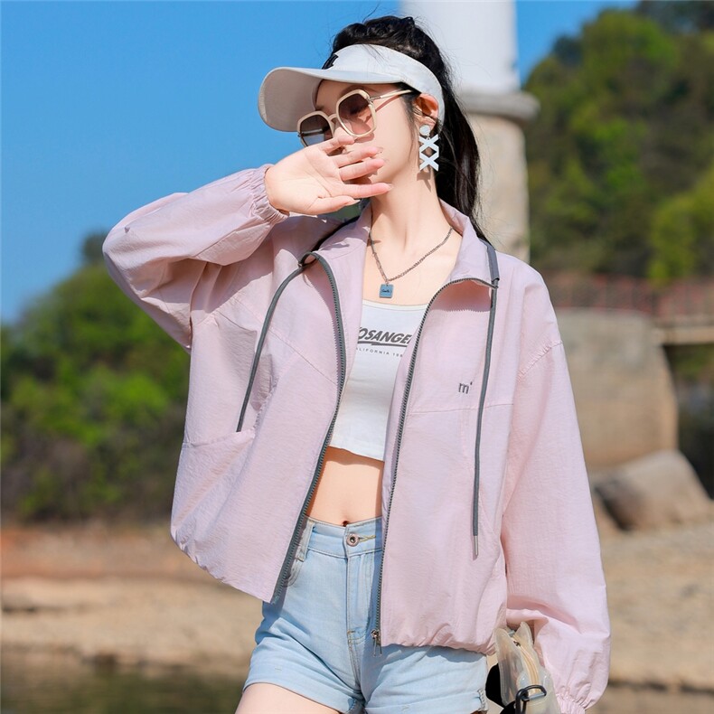 防晒衣女2025新款夏季宽松防紫外线轻薄透气今年流行爆款防晒服潮,女装防晒衣,可可小西