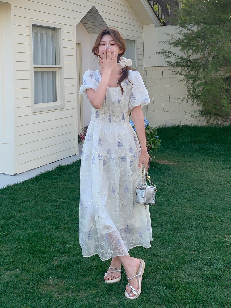 荡领刺绣仙女裙纯欲拼接连衣裙夏季收腰初恋小众碎花显瘦气质初恋,女装连衣裙,浙宝208A