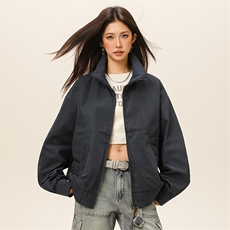 藏青色