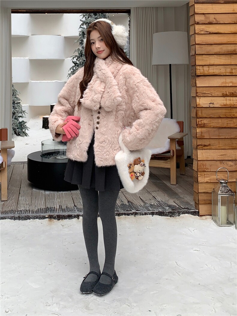 冬装新款数据款花狐貂皮毛一体外套配围脖2153P210K358,女装皮草,2C219