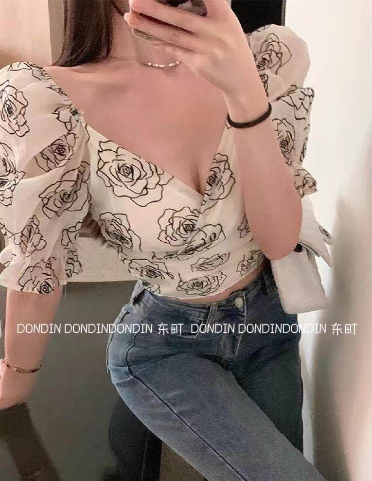 现货提花玫瑰小衫，其它，东町