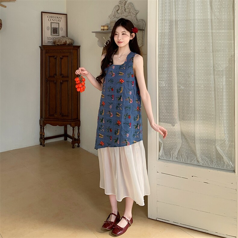 现货设计感韩系甜美重工刺绣撞色背心连衣裙2551P150K228,女装连衣裙,2C029